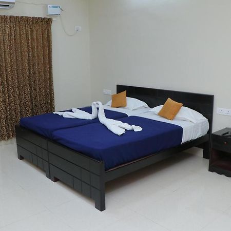 Hotel Tamilnadu -Trichy Tiruchirappalli Bagian luar foto