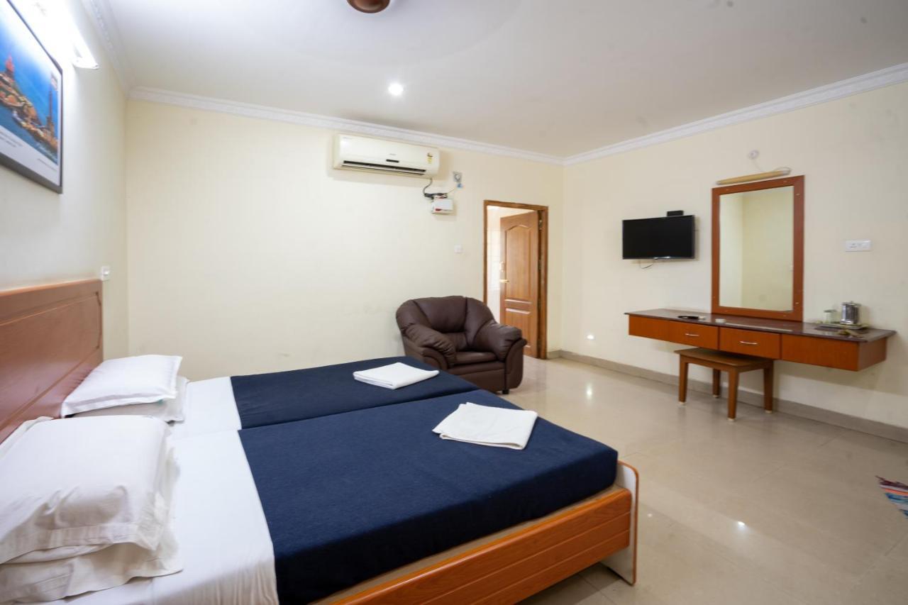 Hotel Tamilnadu -Trichy Tiruchirappalli Bagian luar foto